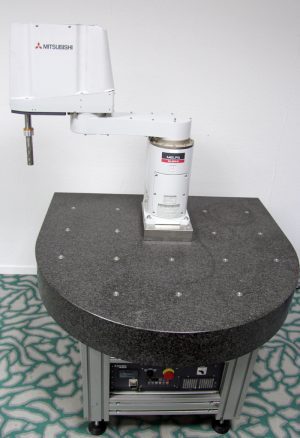 Mitsubishi RH-6FH5520-S40 Industrieroboter mit CR750D Controller !TOP ANGEBOT!